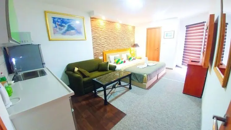 Deluxe Stüdyo Süit, Balkon, Kısmi Deniz Manzaralı