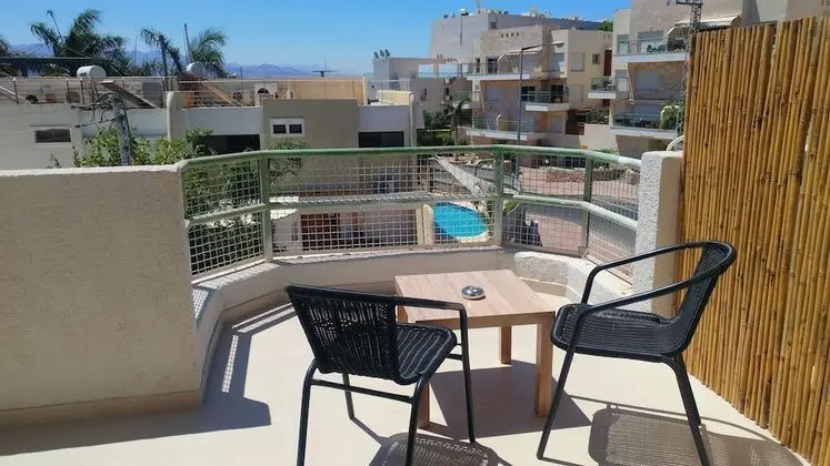 Deluxe Stüdyo Süit, Balkon, Kısmi Deniz Manzaralı