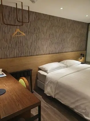 Standard Tek Büyük Yataklı Oda, Penceresiz