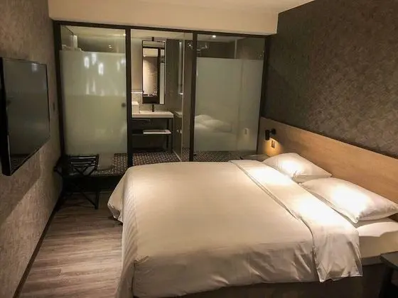 Superior Tek Büyük Yataklı Oda