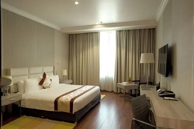 Deluxe Tek Büyük Yataklı Oda
