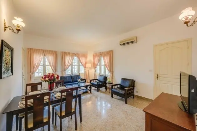 Süit (Room)