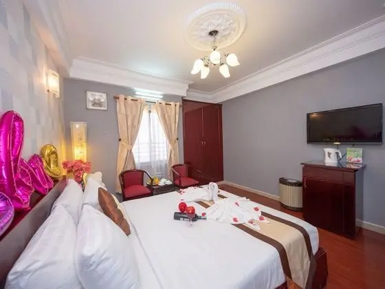 Deluxe Tek Büyük Yataklı Oda