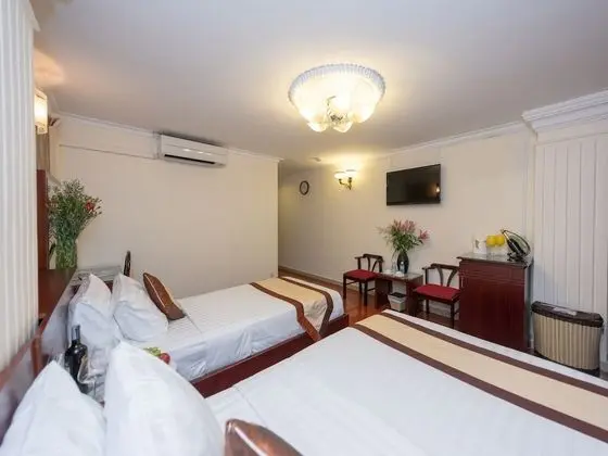 Deluxe Üç Kişilik Oda