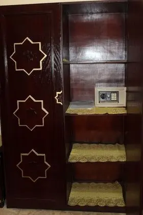 Üç Kişilik Oda