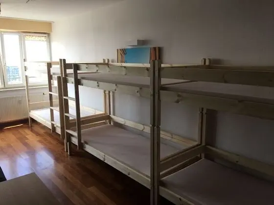 Ortak Ranzalı Oda, Karma Ranzalı Oda