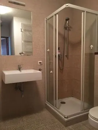 Ortak Ranzalı Oda, Karma Ranzalı Oda