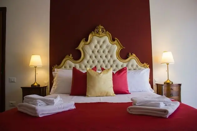 Junior Süit, Balkon