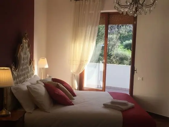 Junior Süit, Balkon