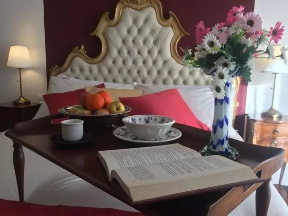 Junior Süit, Balkon