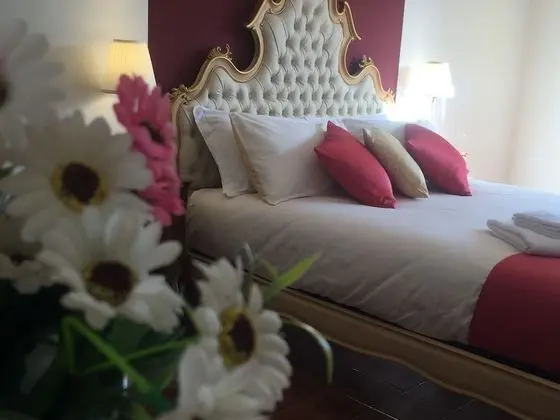 Junior Süit, Balkon