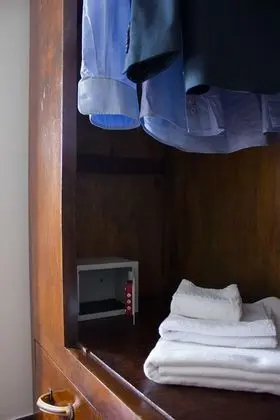 Junior Süit, Balkon