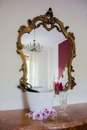 Junior Süit, Balkon