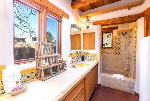 Ev, Birden Çok Yatak, Veranda, Şehir Manzaralı