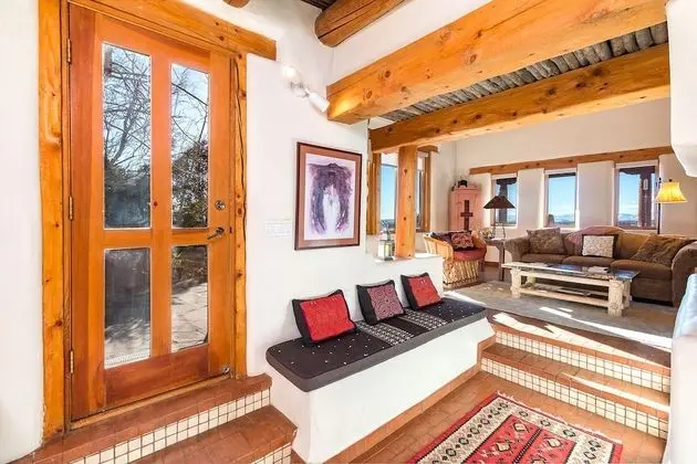 Ev, Birden Çok Yatak, Veranda, Şehir Manzaralı