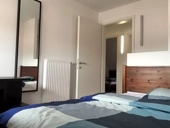 Tek Büyük Yataklı Oda, Ortak Banyo