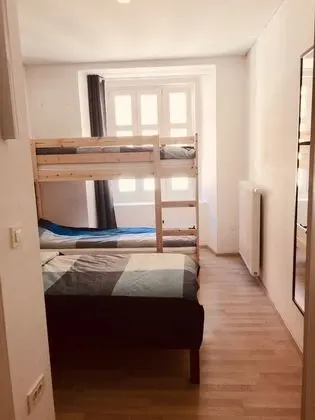 Üç Kişilik Oda, Ortak Banyo