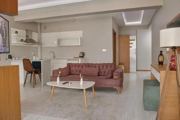 Studio, Şehir Manzaralı