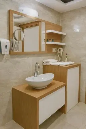 Studio, Şehir Manzaralı