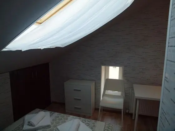 Basic Tek Büyük Yataklı Oda