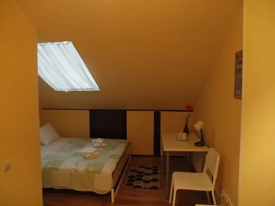 Basic Tek Büyük Yataklı Oda