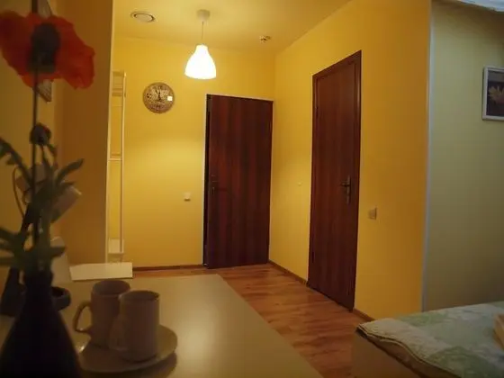 Basic Tek Büyük Yataklı Oda