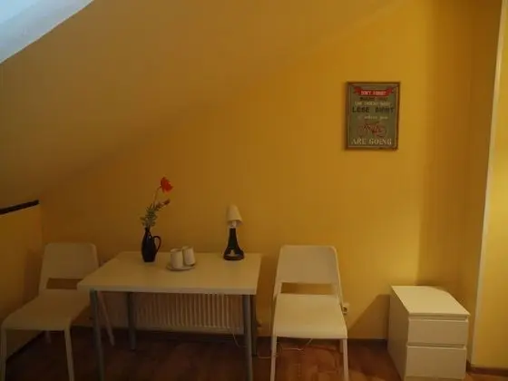 Basic Tek Büyük Yataklı Oda