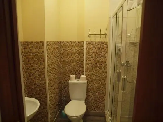 Basic Tek Büyük Yataklı Oda