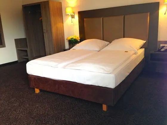 Tek Büyük veya İki Ayrı Yataklı Oda