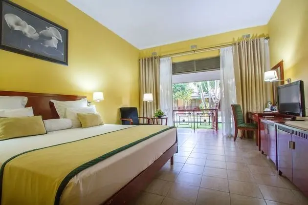 Tek Büyük Yataklı Oda, 1 Büyük (Queen) Boy Yatak, Balkon, Avlu Manzaralı