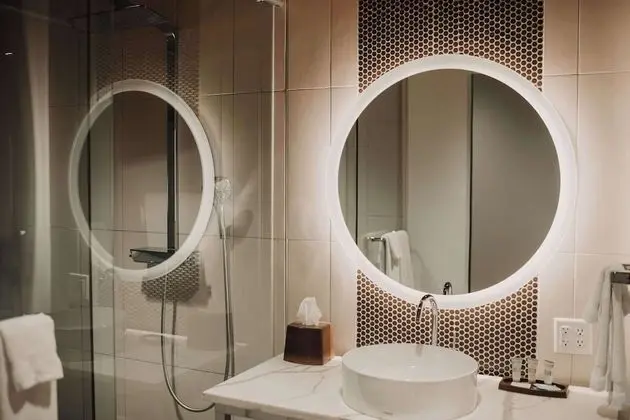 Standard Oda, 1 En Büyük (King) Boy Yatak, Sigara İçilmez (Soaking Tub)