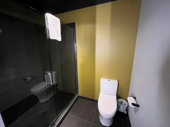 Standard Oda, 2 Büyük (Queen) Boy Yatak, Sigara İçilmez, Şehir Manzaralı