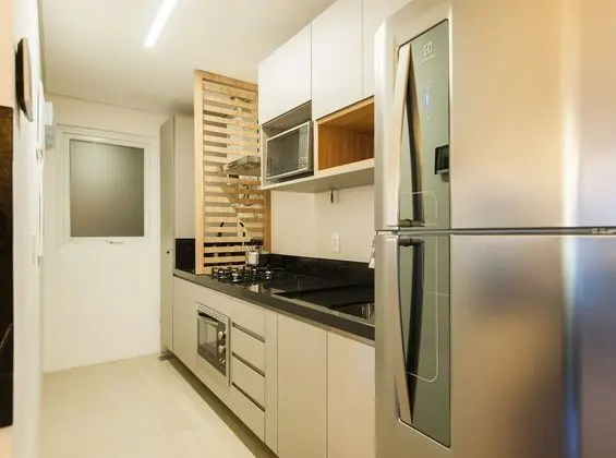 1 QUARTO, CAMA CASAL + SOFÁ CAMA (MÁX 04 PESSOAS)