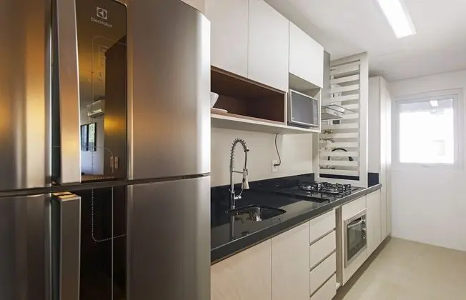 2 QUARTOS, CAMA CASAL + SOFÁ CAMA (MÁX 06 PESSOAS)