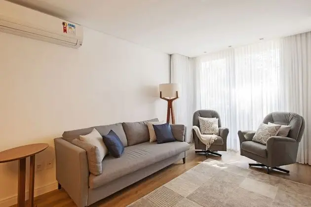 2 QUARTOS, CAMA CASAL + SOFÁ CAMA (MÁX 06 PESSOAS)