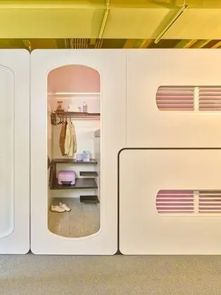Tek Büyük Yataklı Oda, 1 Büyük (Queen) Boy Yatak, Ortak Banyo
