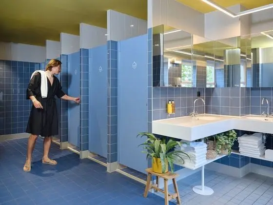 Tek Büyük Yataklı Oda, 1 Büyük (Queen) Boy Yatak, Ortak Banyo