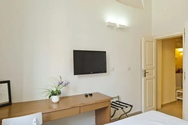 Economy Tek Büyük Yataklı Oda