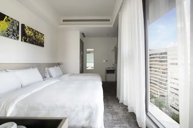 Üç Kişilik Oda (One Double & One Single Bed)
