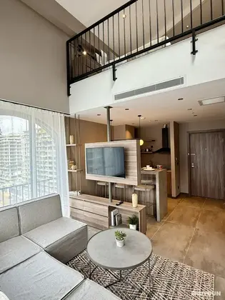 Jakuzili Loft Suite