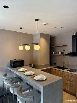 Jakuzili Loft Suite