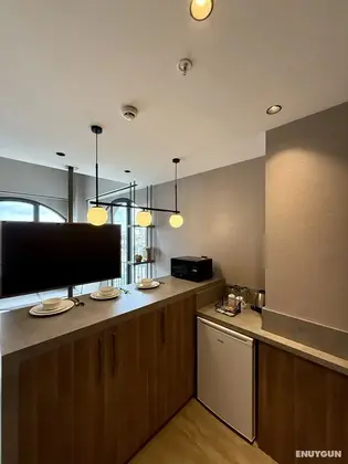 Jakuzili Loft Suite