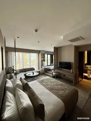 Sehir Manzarali, Jakuzili Suite