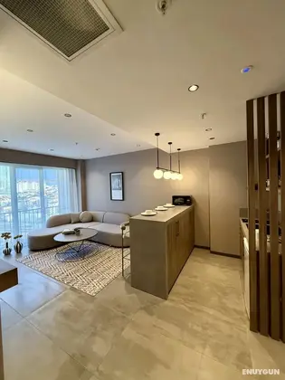 Tek Yatak Odali Suite