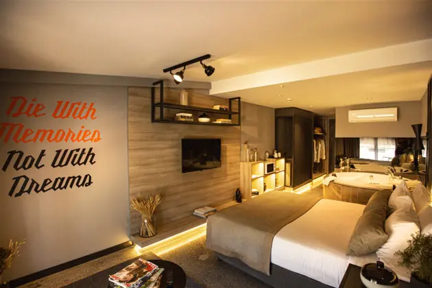 Sehir Manzarali, Junior Suite Custom Oda
