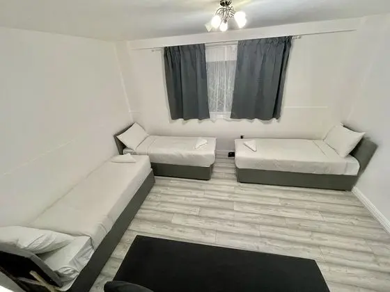 Standard Stüdyo, Özel Banyo (Quad )