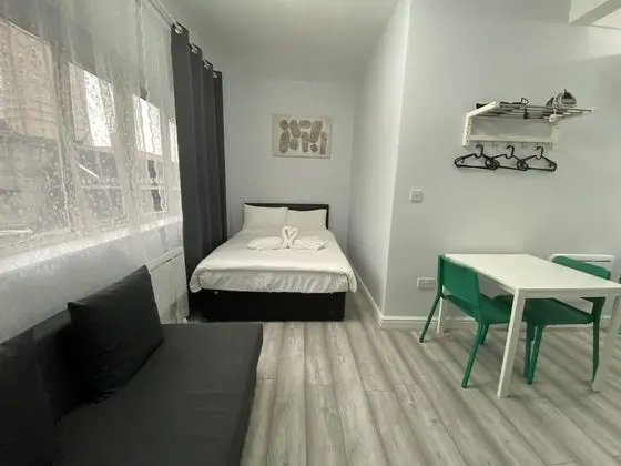 Stüdyo, Özel Banyo