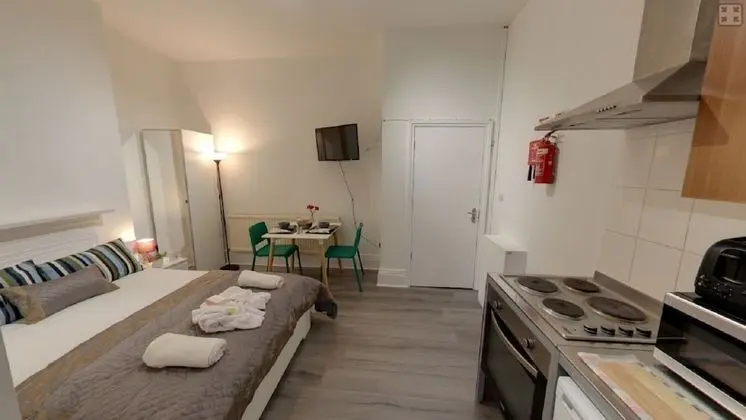 Apart Daire, Özel Banyo (4)