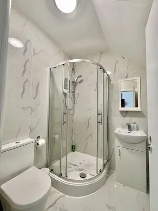 Apart Daire, Özel Banyo (4)