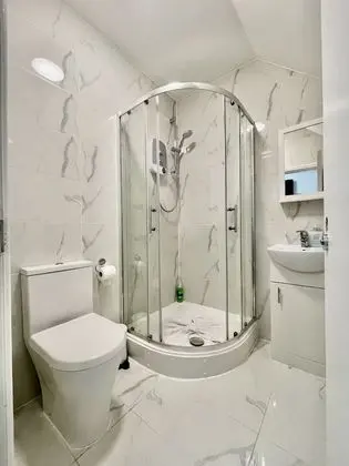 Stüdyo, Özel Banyo (1)